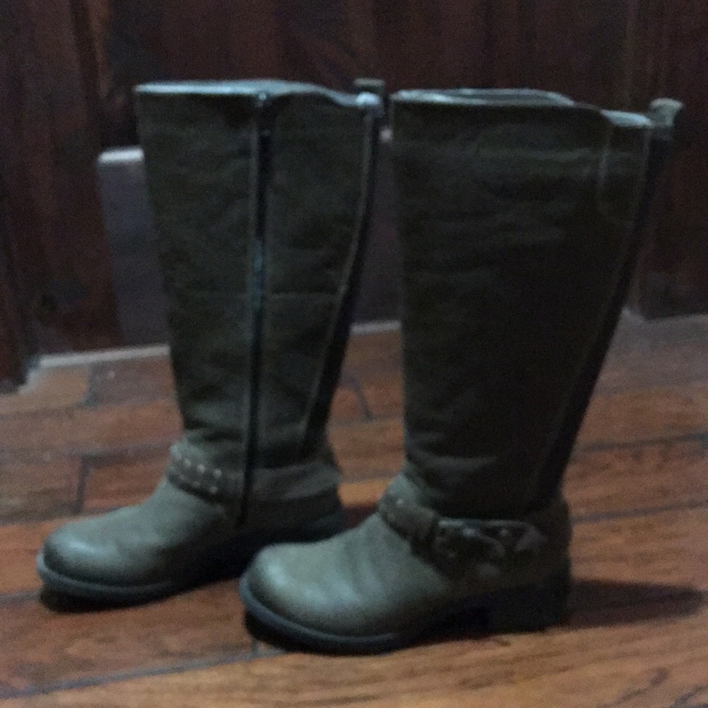 Earth Big Sky Charcoal Brown Boot